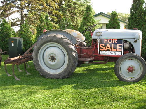 1947_Little_Ford_8ntractor