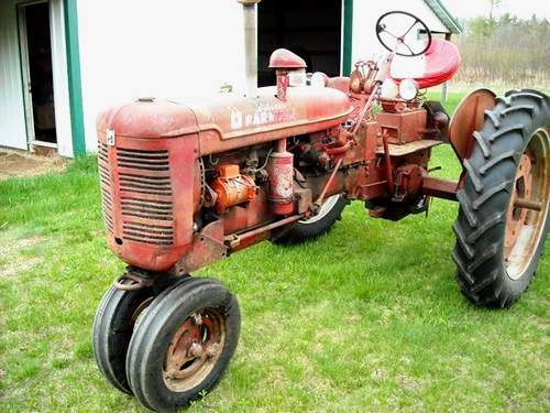1948_Farmall_C_Tractor-A