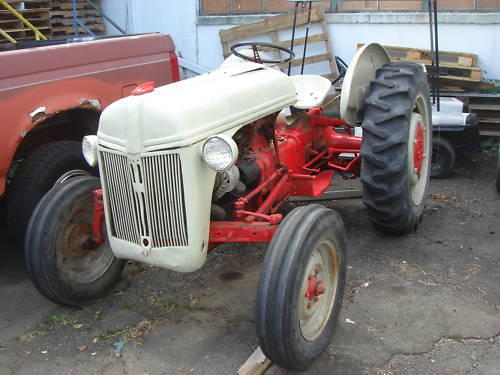 1948_Ford_Tractor