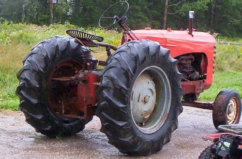 1948 Massey-Harris Tractor 101 Junior
