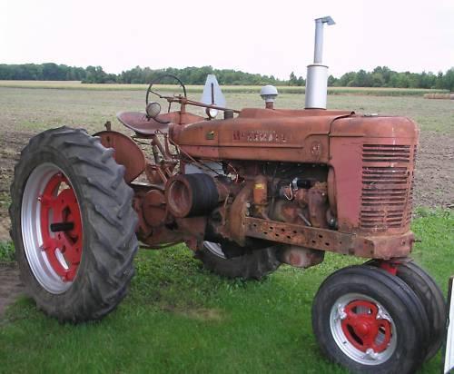 1949_Farmall_M_Tractor
