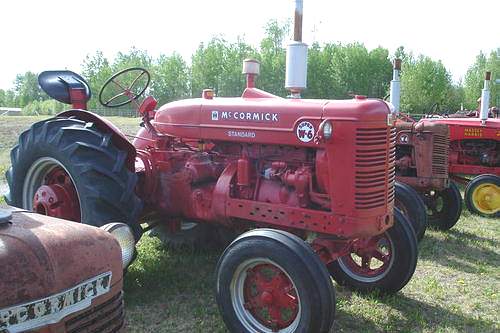 1949 International-McCormick W6 Tractor
