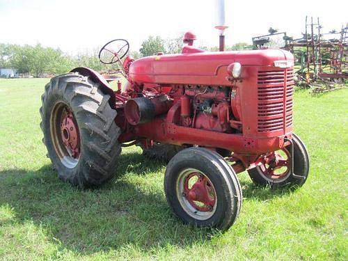 1949 International-McCormick W6 Tractor