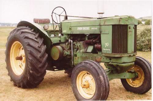 1950_John_Deere_Model_70_Tractor