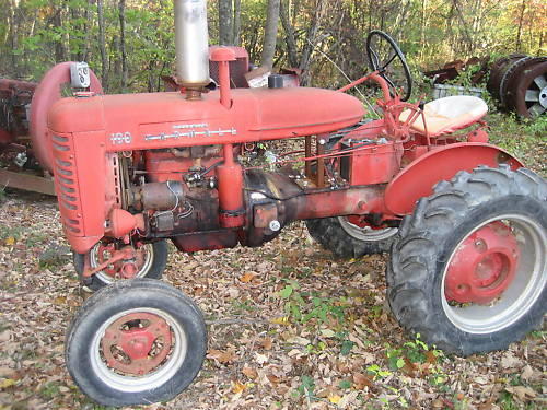 1956_Farmall_100_Tractor