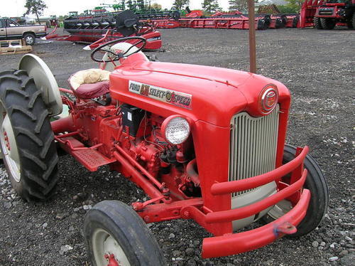 1957_Ford_Antique_671_Tractor