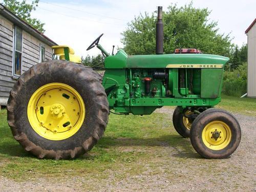 1961_John_Deere_3010_Diesel_Tractor