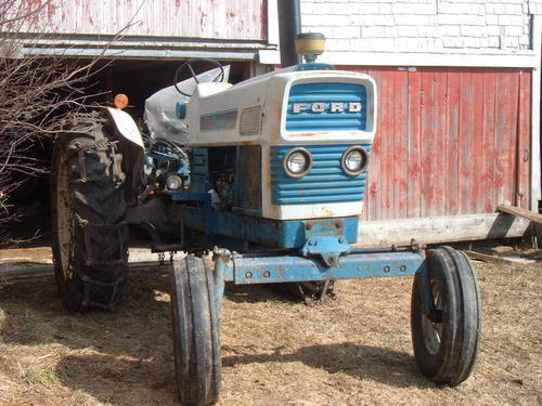 1962_Ford_6000_Tractor
