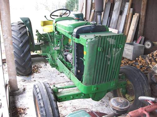1964_John_Deere_2010_Tractor