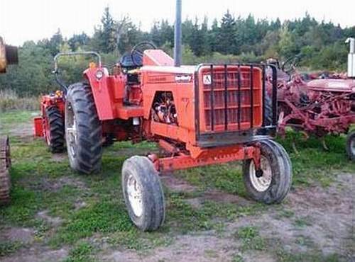 1975_Allis_Chalmers_190_2wd_Tractor