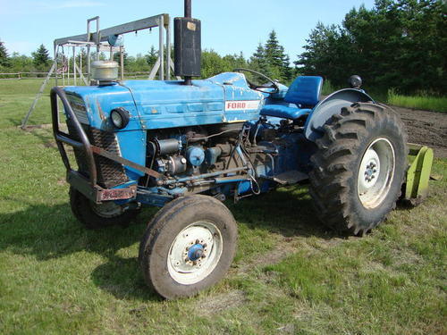 1975_Ford_3000_Diesel_Tractor