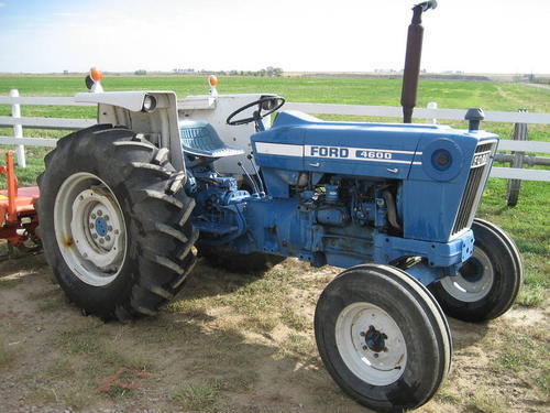 1975_Ford_4600_Tractor