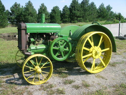 1925_John_Deere_Spoker_D_Tractor_Restoration_Project