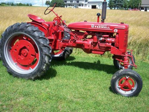 1948_Farmall_C_Tractor-a1