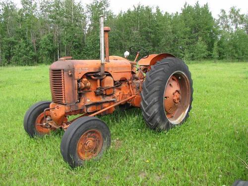 1953 Case DC4 Tractor
