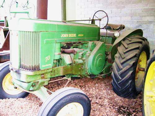 1953_John_Deere_70_Tractor
