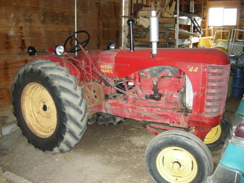 1953_Massey-Harris_44_Tractor-F