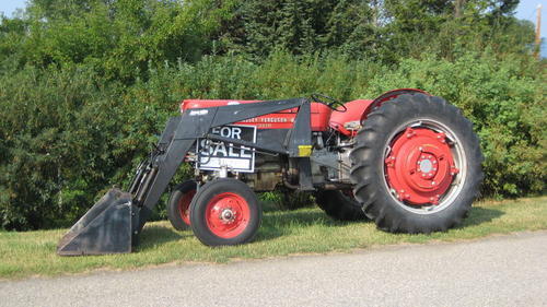 1963_Massey_Ferguson_65_Hp_Tractor