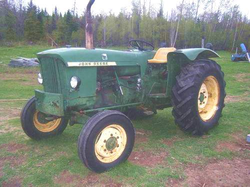 1968_John_Deere_3_Cy_Diesel_Tractor